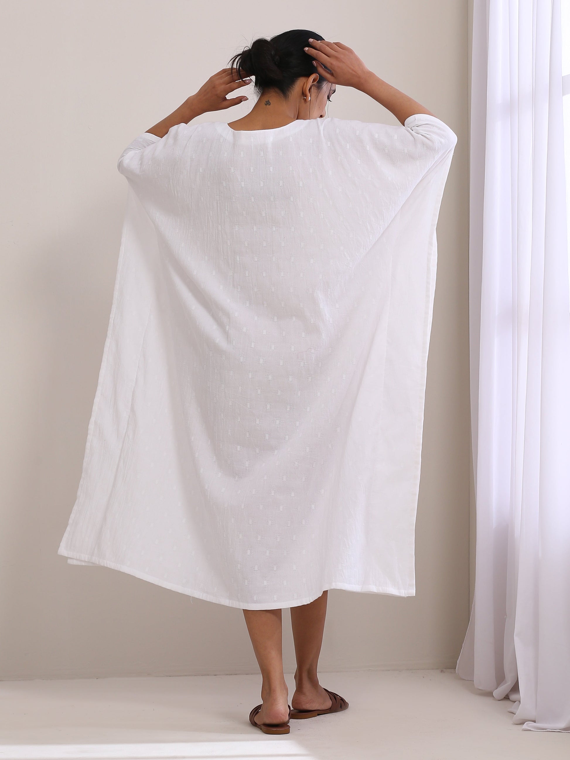 trueBrowns White Dobby Kaftan Dress | Relove | Swadesiicart