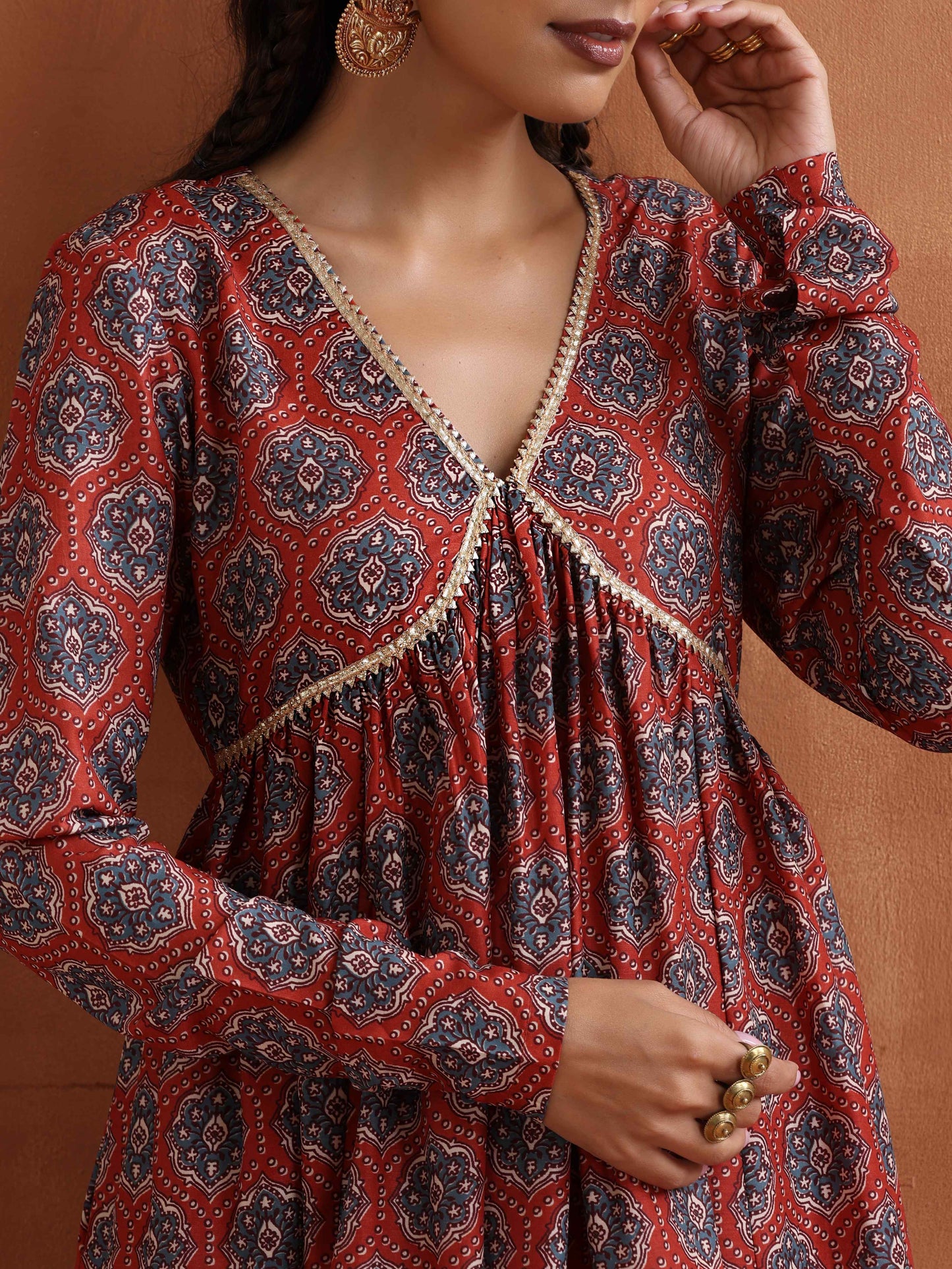 trueBrowns Rust Ajrak Print Flared Anarkali Kurta Set | Swadesiicart