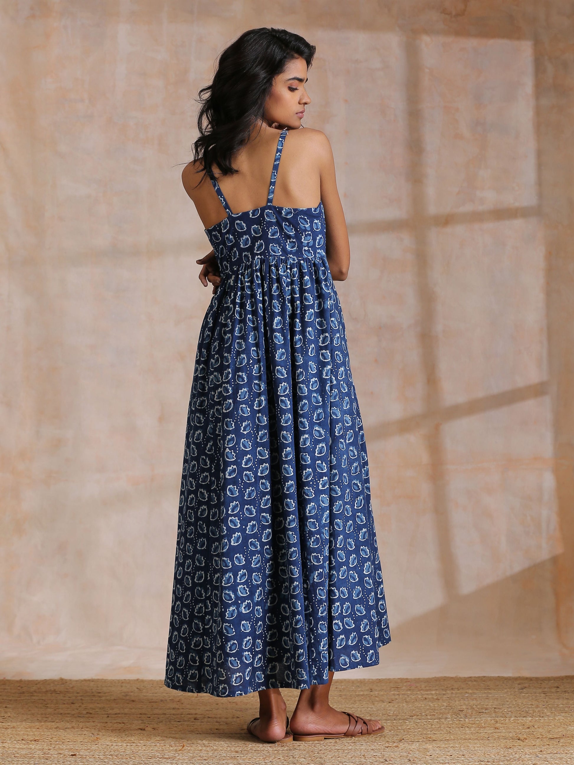 trueBrowns Indigo Dabu Floral Print Cotton Sleeveless Dress | Relove - Swadesiicart