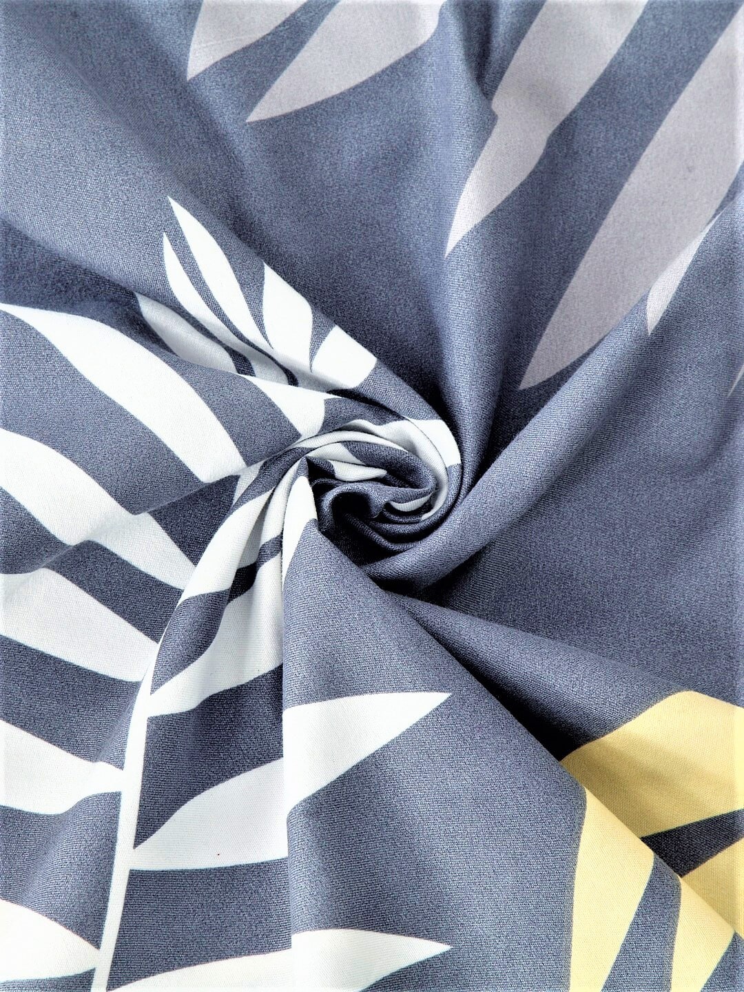 Home Sizzler Grey & White Floral 144 TC Single Bedsheet with 1 Pillow Covers - Swadesiicart