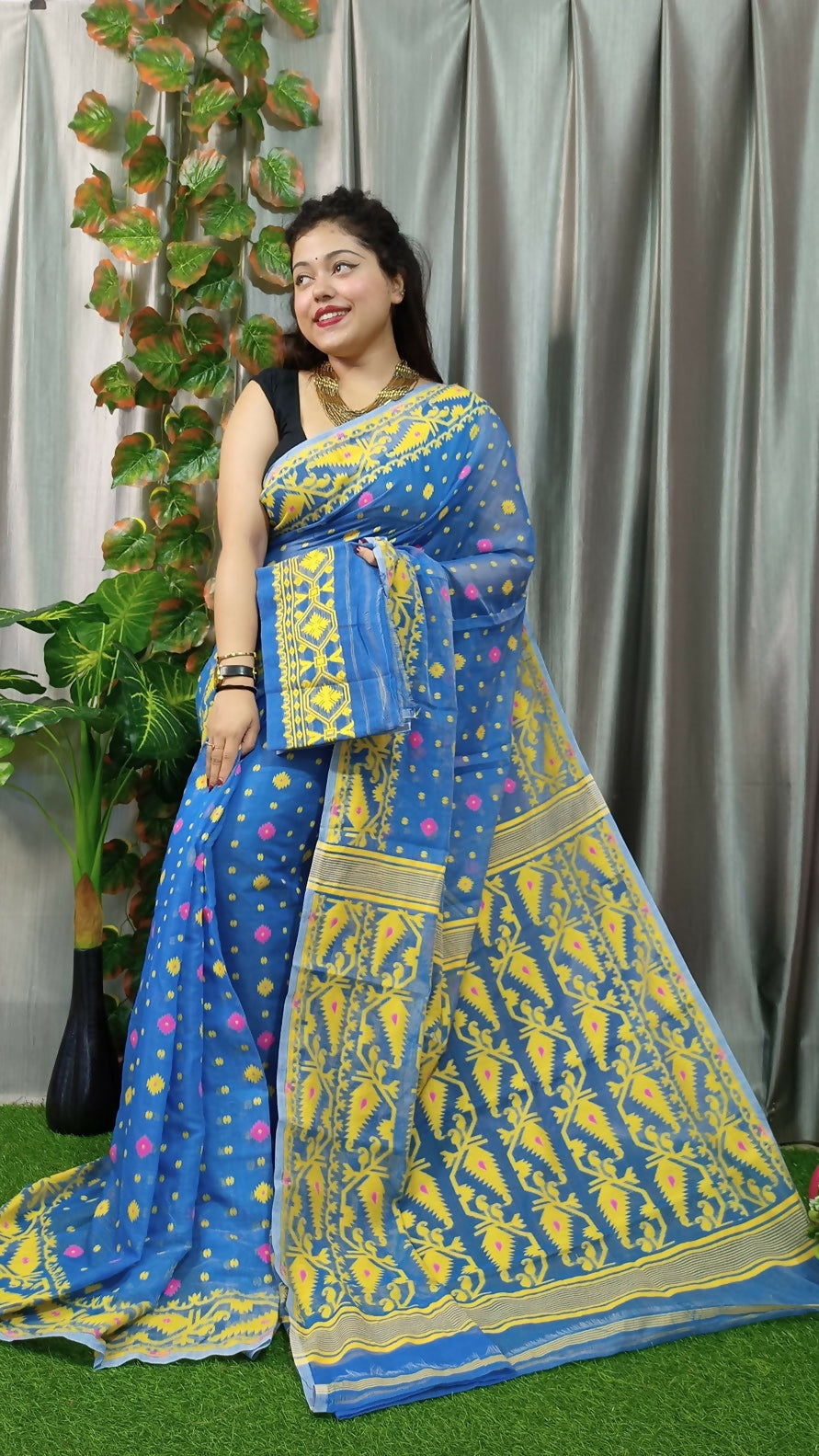 Exclusive Collection Light Blue Beautiful Jamdani Collection Saree - Swadesiicart