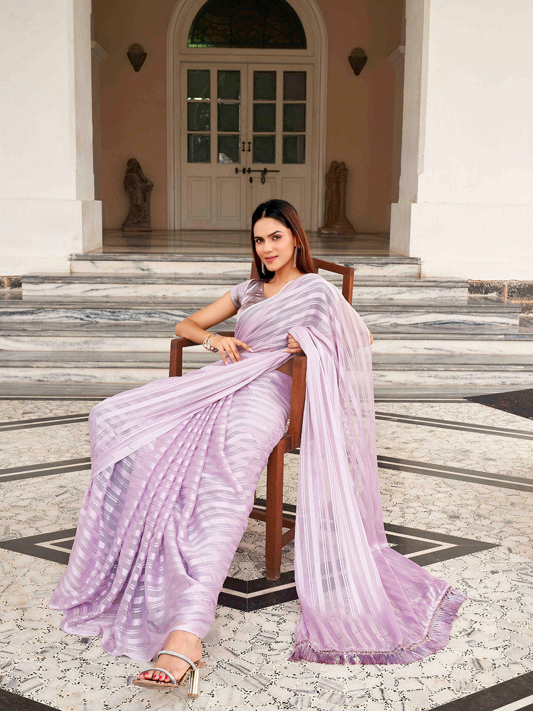 Tikhi Imli Striped Woven Design Saree | Swadesiicart