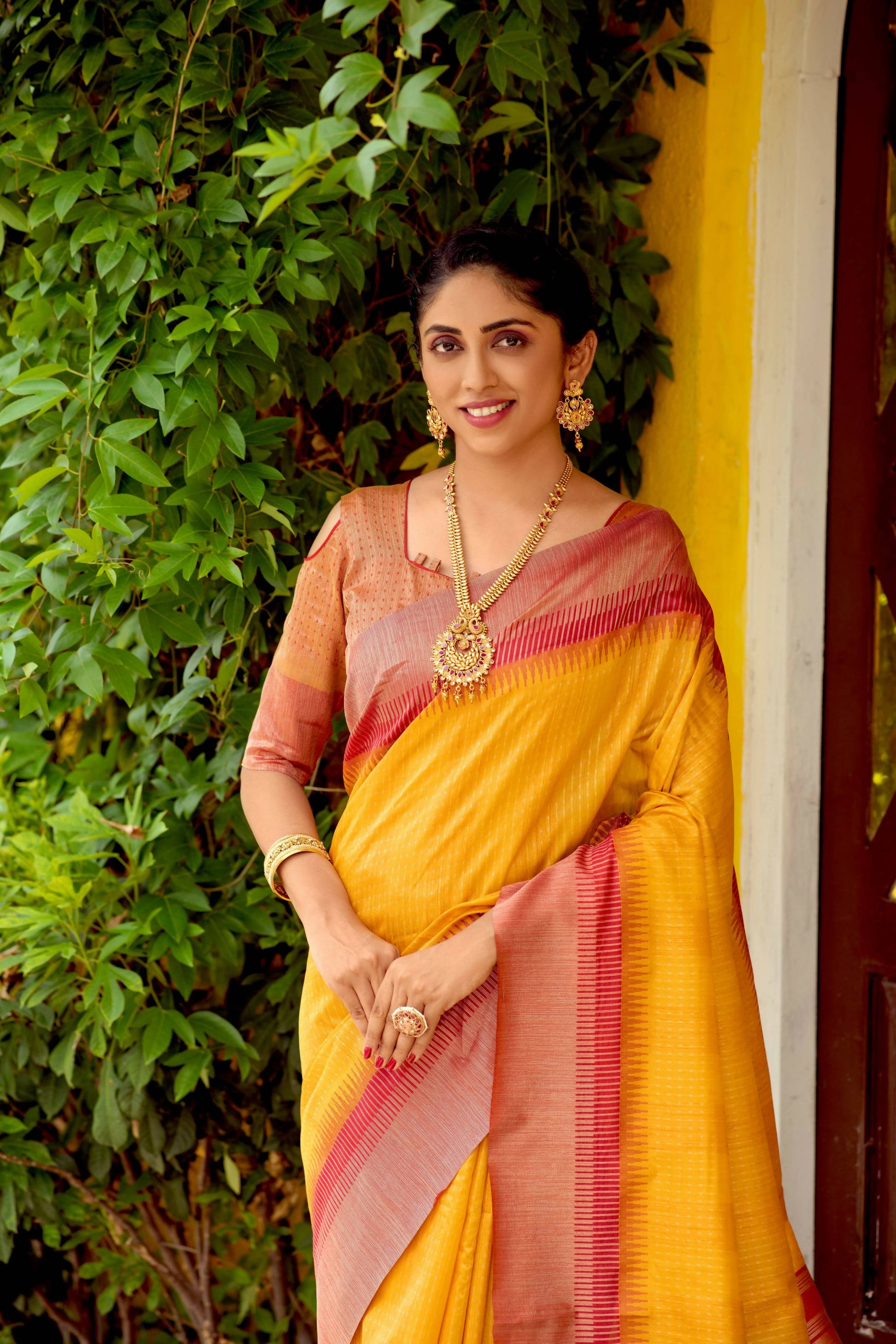 Vishnu Weaves Women's Yellow South Silk Zari Woven Saree with Unstitched Blouse - Swadesiicart