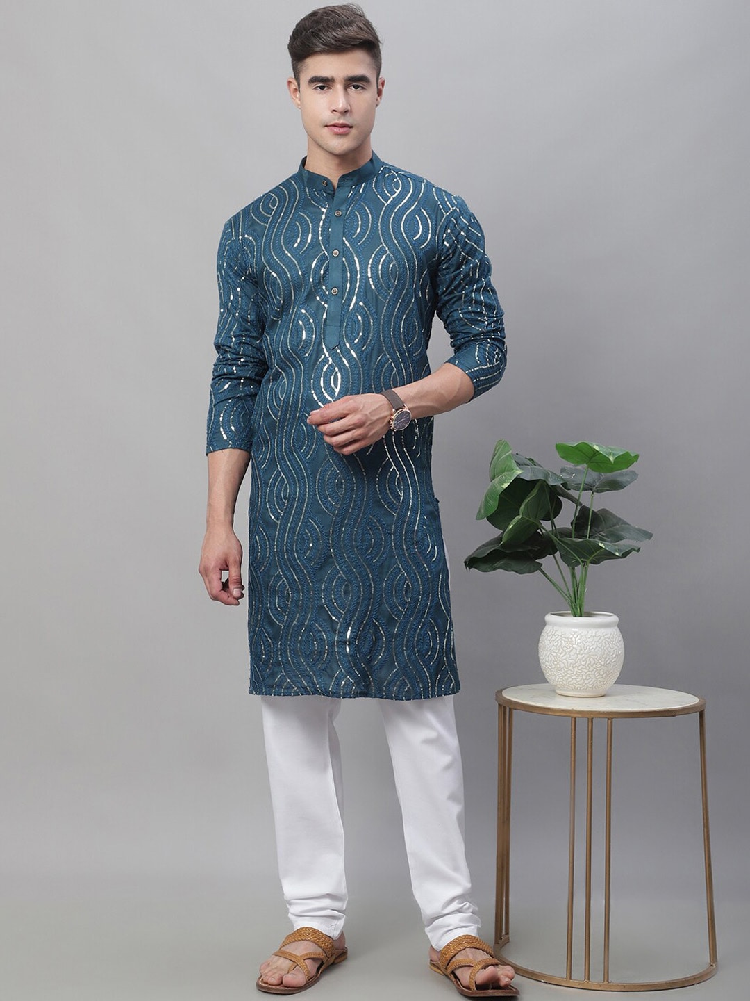 Sojanya Ethnic Motifs Embroidered Sequinned Pure Cotton Kurta | Swadesiicart