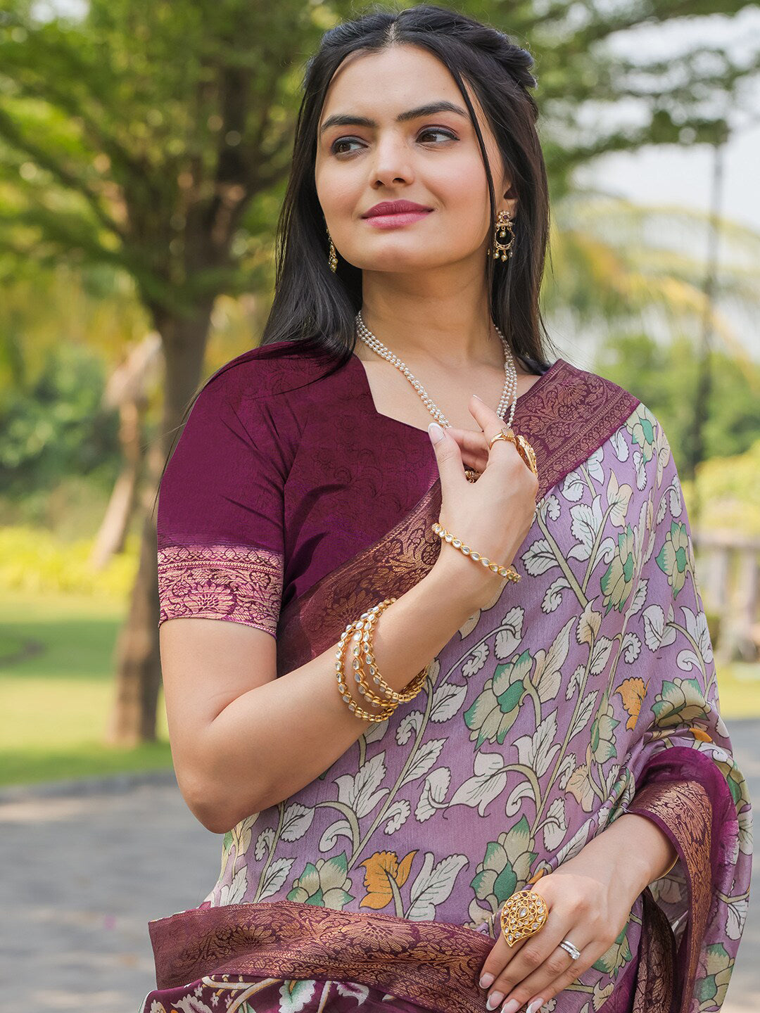 Tikhi Imli Floral Printed Zari Ready to Wear Saree | Swadesiicart