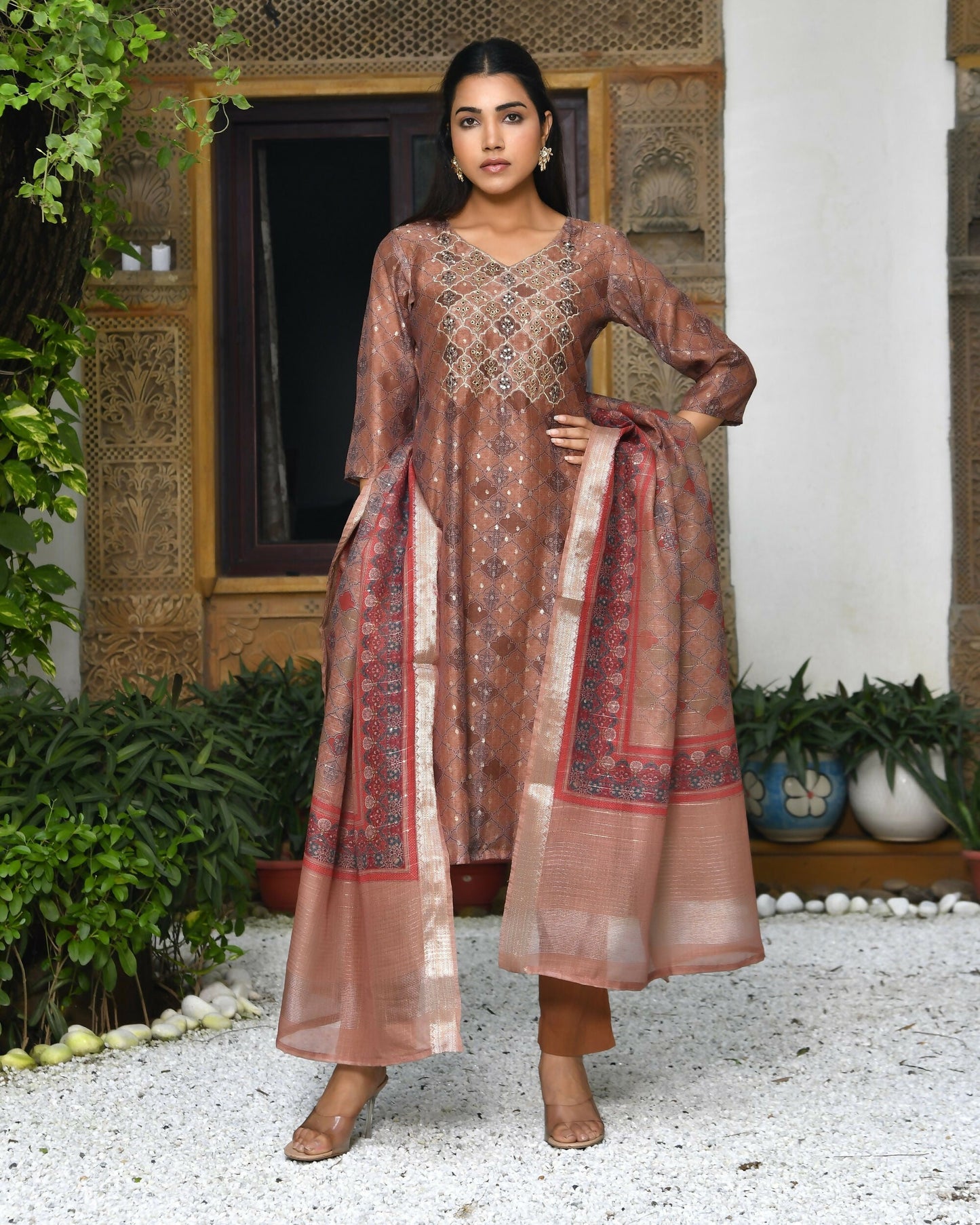Vaasva Women's Chanderi Printed Suit Set With Pant And Printed Dupatta | Swadesiicart