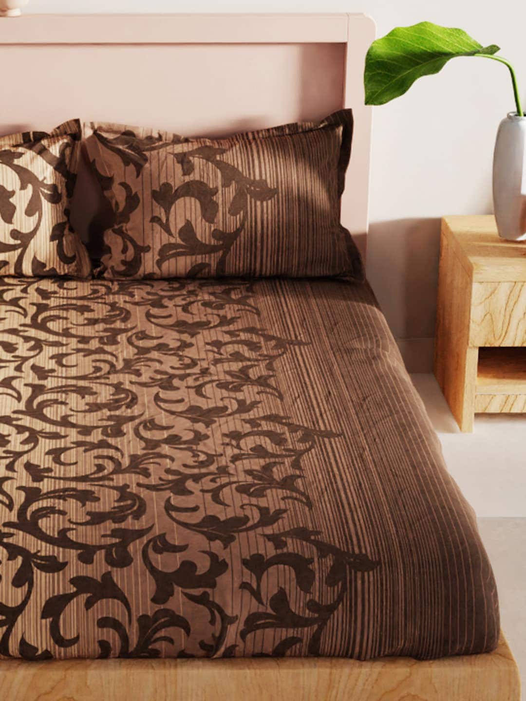 BIANCA Brown Floral 200 TC King Bedsheet with 2 Pillow Covers - Swadesiicart