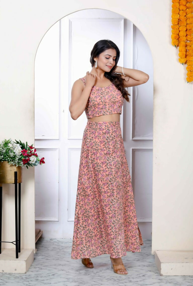 Miravan Women's Orange Floral Printed Crop Top And Skirt Co-Ord Set - Swadesiicart