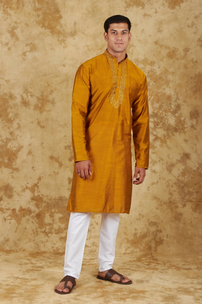Bluesaanchi Men's Handloom Embroidered Bronze Kurta Set | Swadesiicart