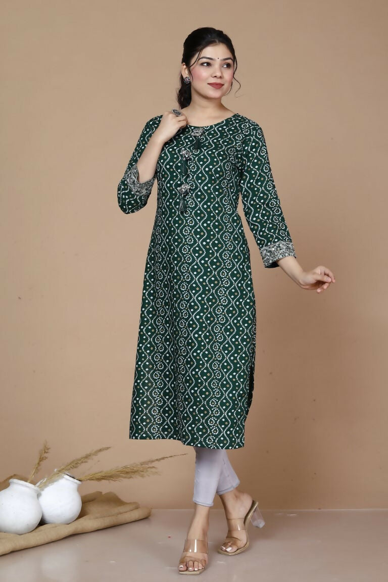 Miravan Women's Rayon Bandhani Print Straight Kurta Green - Swadesiicart