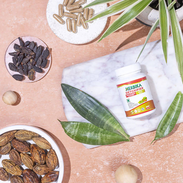 Herbika Detoxifier Capsules | Swadesiicart