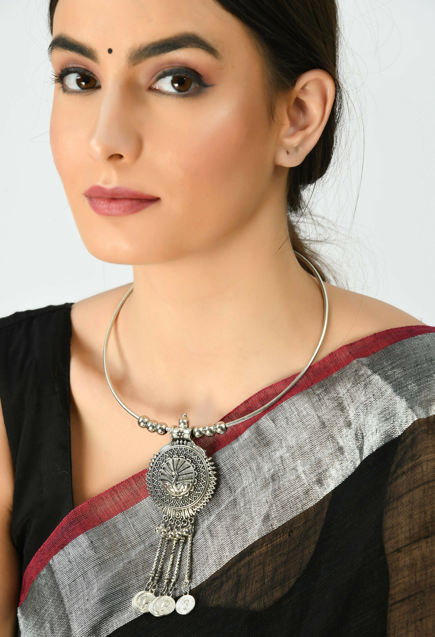 Mominos Fashion Johar Kamal Oxidised Silver-Plated Hasli Design Necklace Choker For Women | Swadesiicart