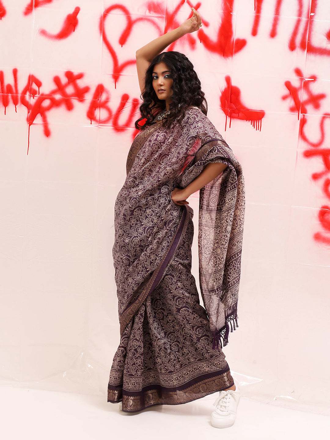 Tikhi Imli Floral Ready to Wear Saree | Swadesiicart