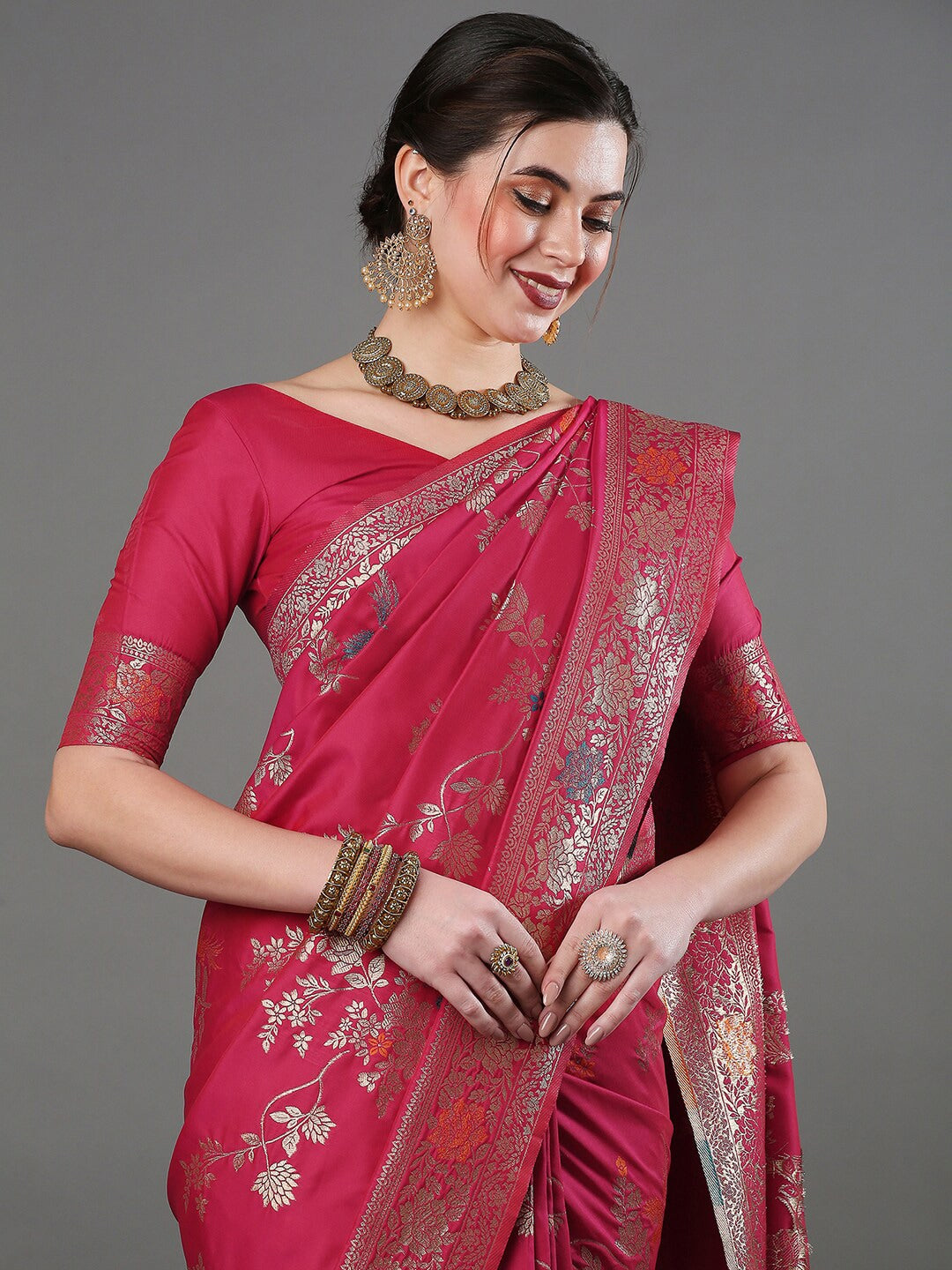 Mitera Woven Design Zari Silk Blend Banarasi Saree | Swadesiicart