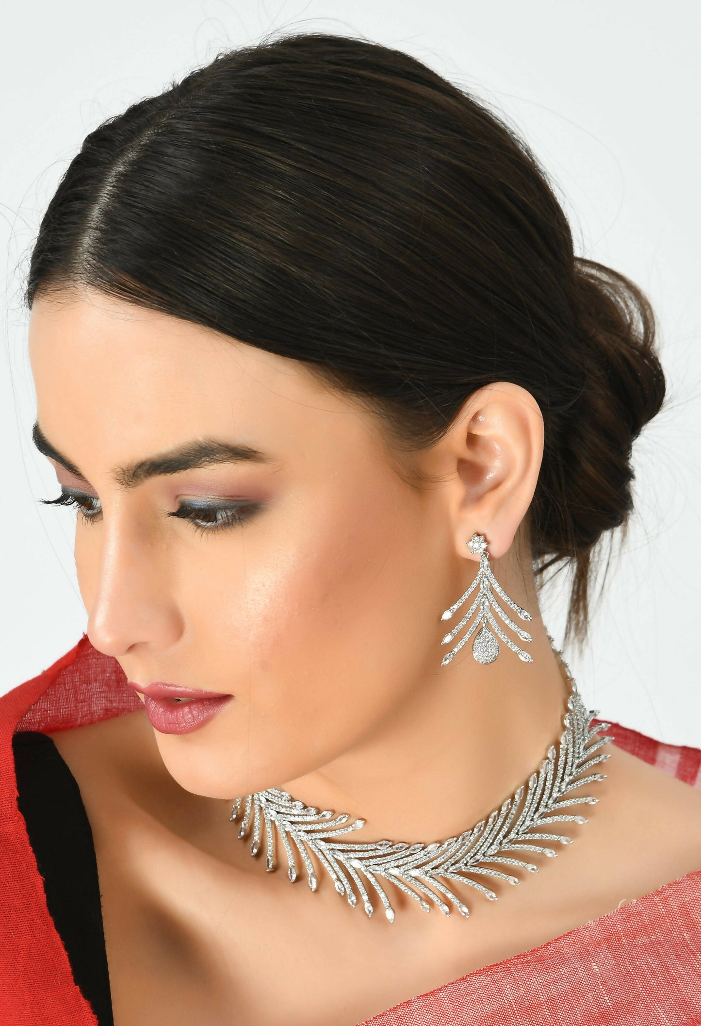 Mominos Fashion Johar Kamal Silver-Plated American Diamond White Choker Set | Swadesiicart