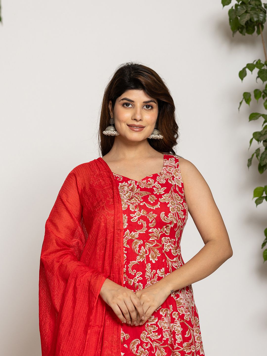 Yufta Cotton Red Anarkali Kurta Dupatta Set - Swadesiicart