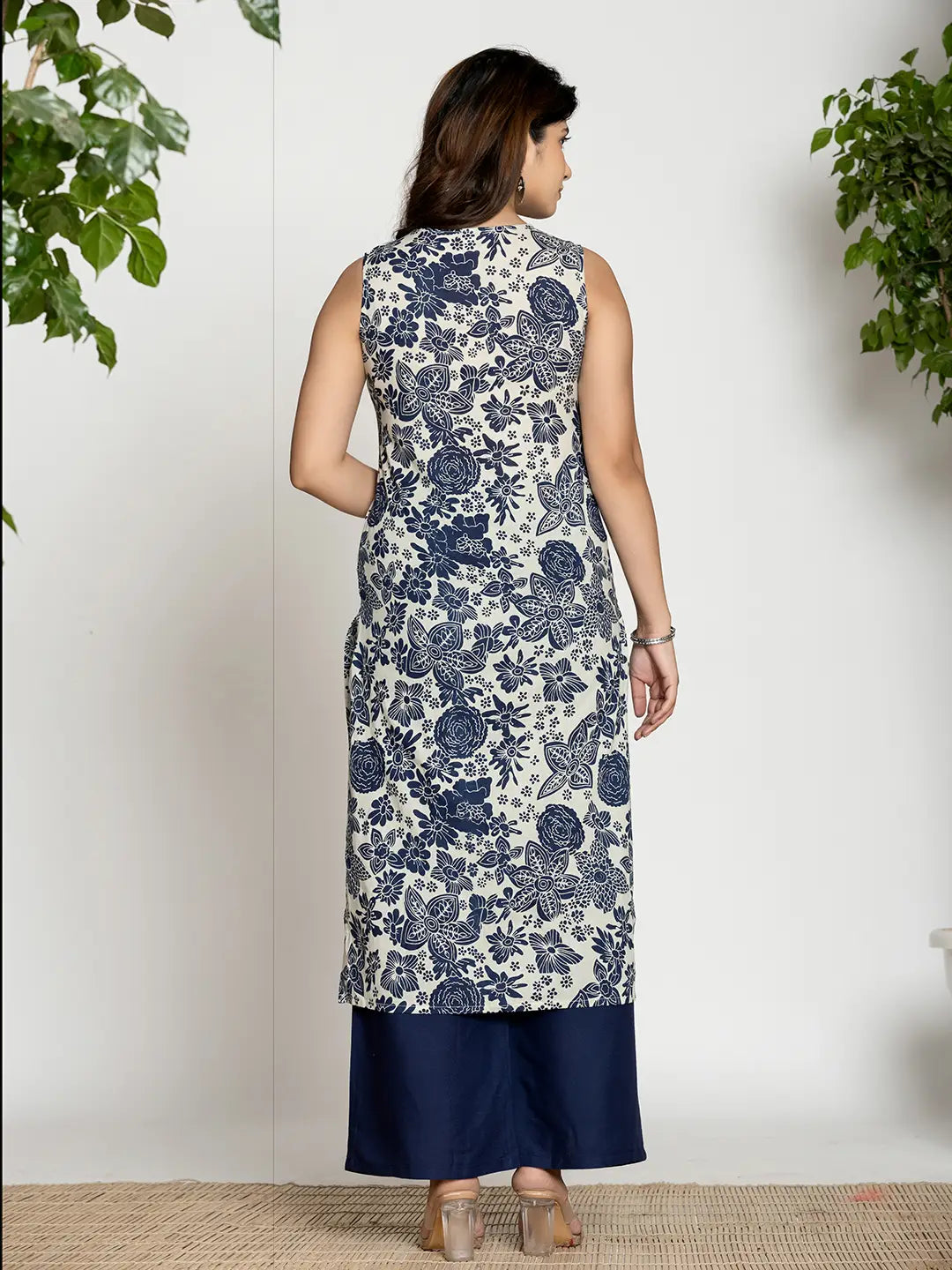 Yufta Blue Cotton Ethnic Motifs Straight Kurta - Swadesiicart