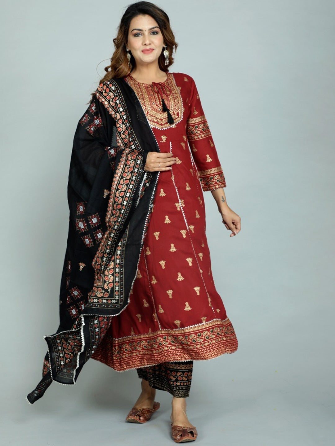 Indian Clothing Women's Red Embroidered Panelled Kurti with Trousers & With Dupatta - NOZ2TOZ - Swadesiicart
