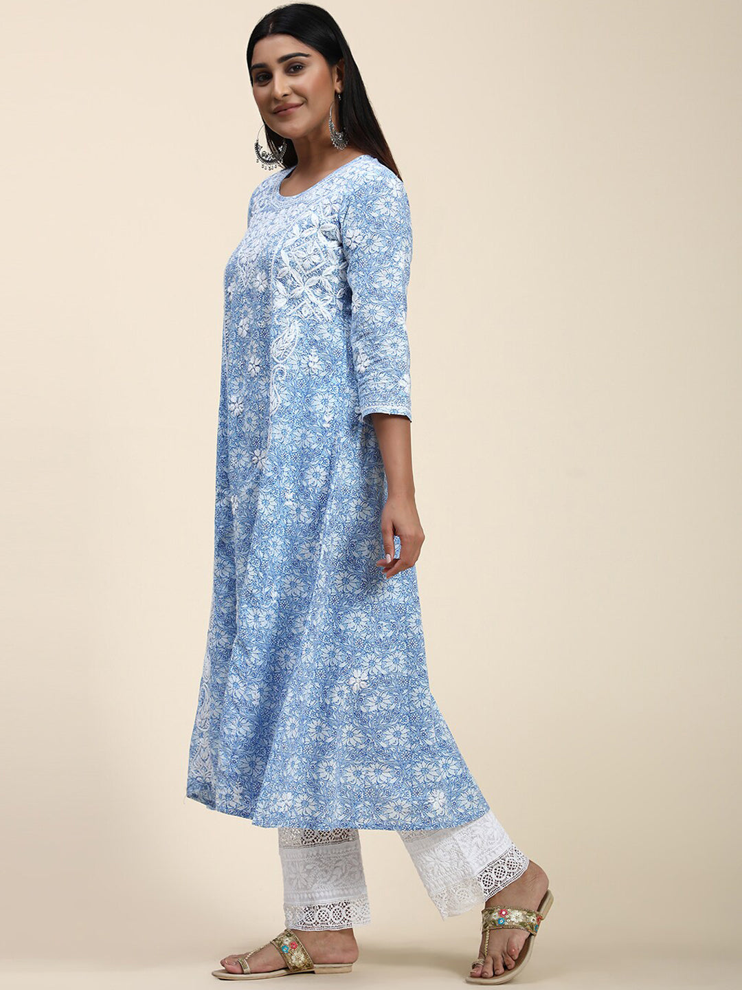 HOUSE OF KARI Floral Embroidered Chikankari Cotton Anarkali Kurta | Swadesiicart