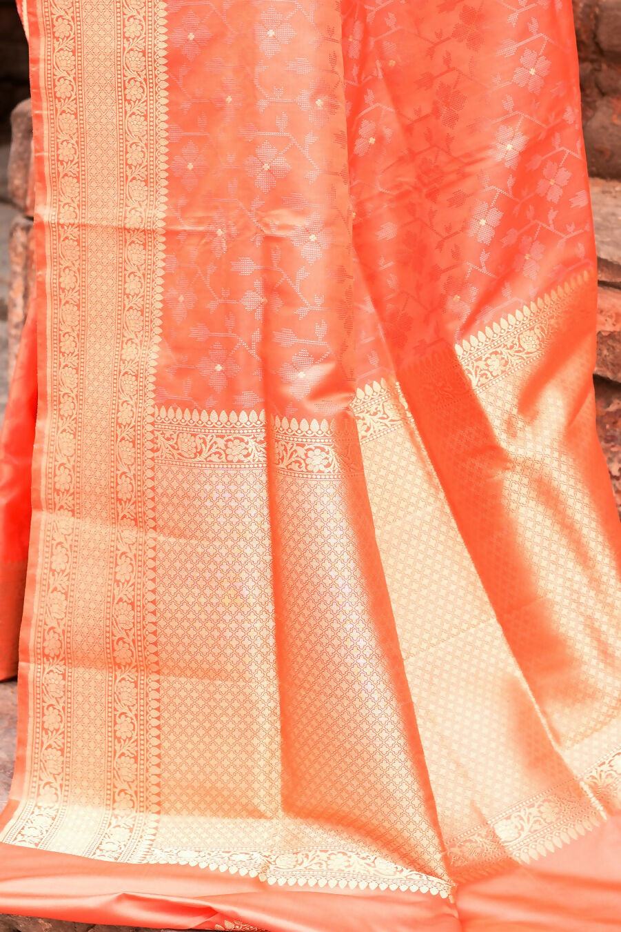 Joban Fashion Peach Banarasi Katan Pure Handloom Banarasi Silk Saree | Swadesiicart