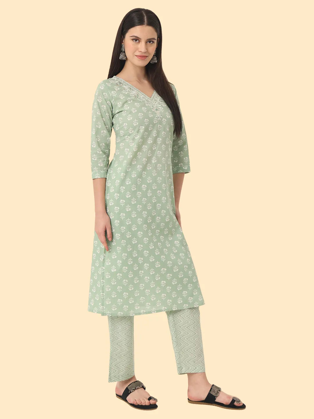 Yufta Green Ethnic Motifs Embroidered Regular Chikankari Pure Cotton Kurta with Trousers & With Dupatta | Swadesiicart