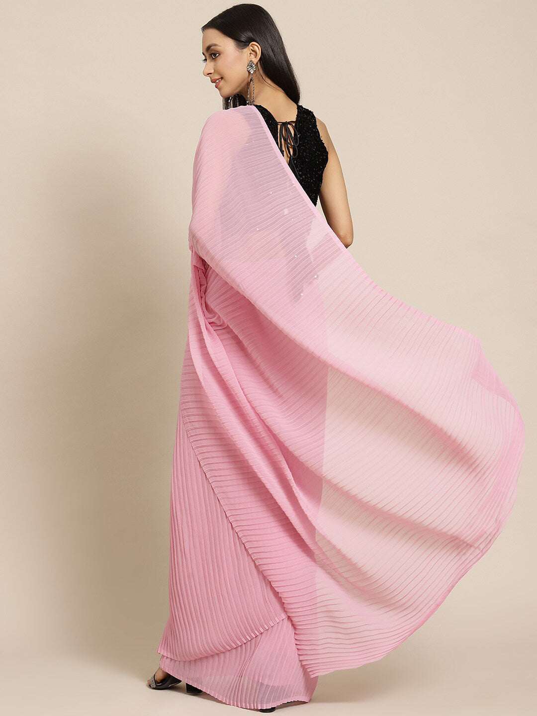 Tikhi Imli Pleated Georgette Saree | Swadesiicart