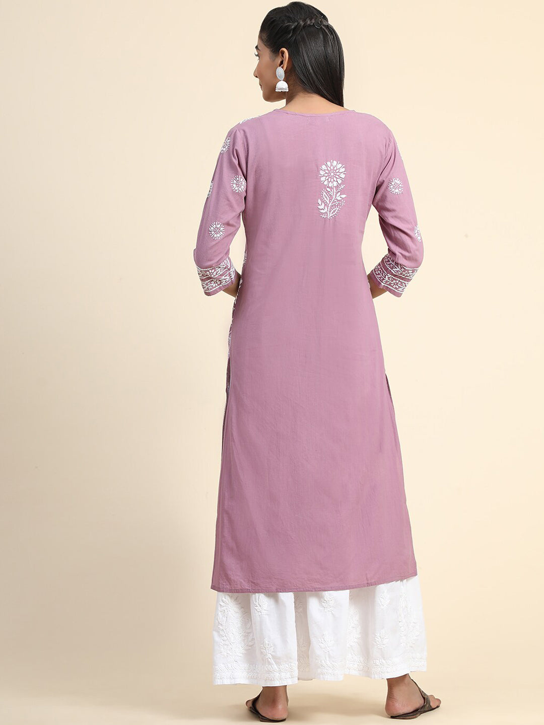 HOUSE OF KARI Floral Embroidered Chikankari Cotton Kurta | Swadesiicart
