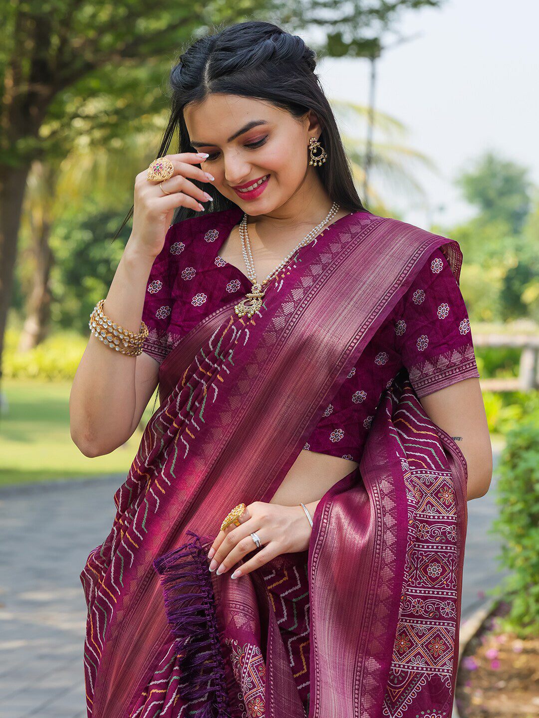 Tikhi Imli Leheriya Printed Zari Ready to Wear Saree | Swadesiicart