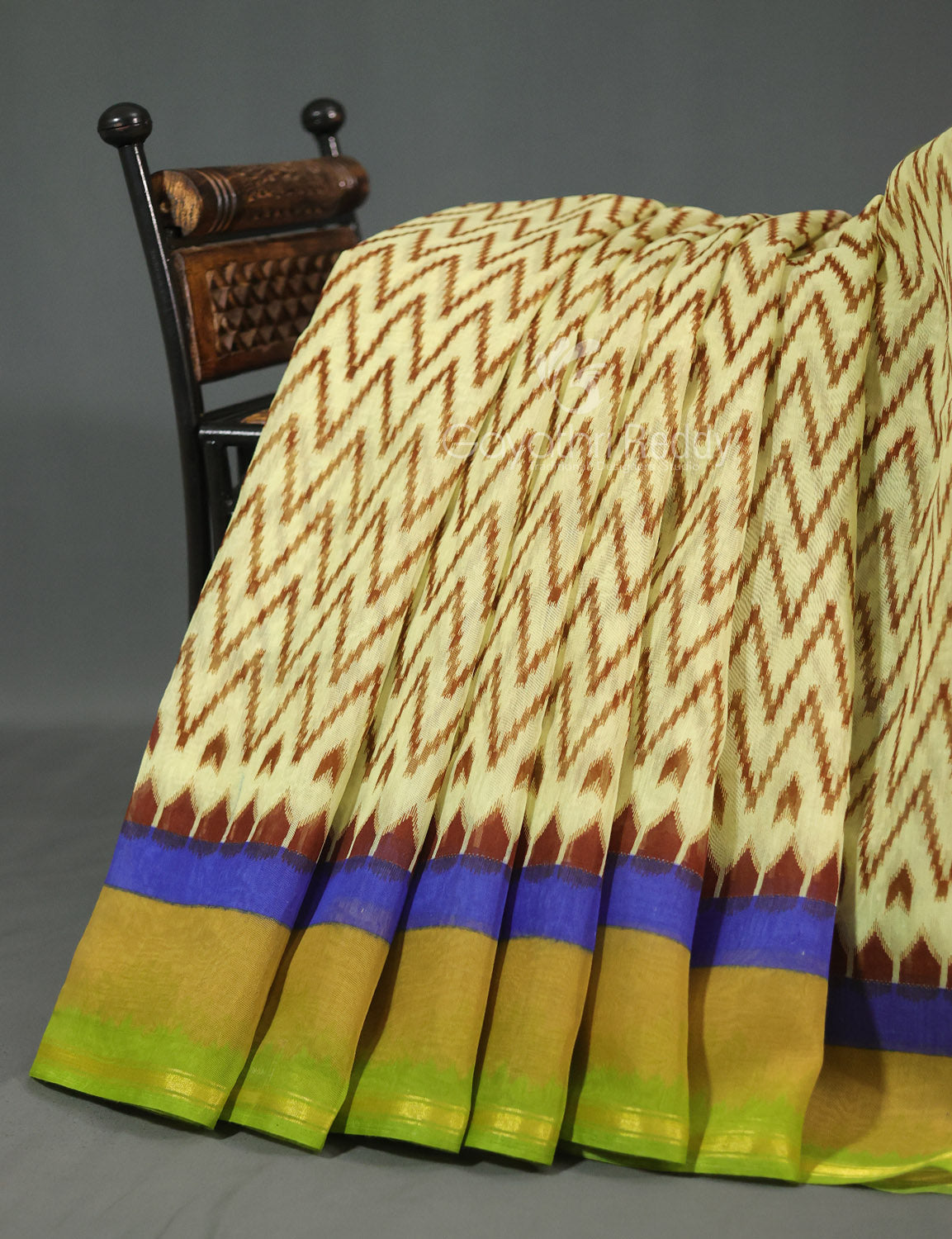 Shades of Light Apple Green And Light Mehndi Green Colour Blouse Ikat Design Semi Chanderi Saree By Gayathri Reddy Designer Studio | Swadesiicart