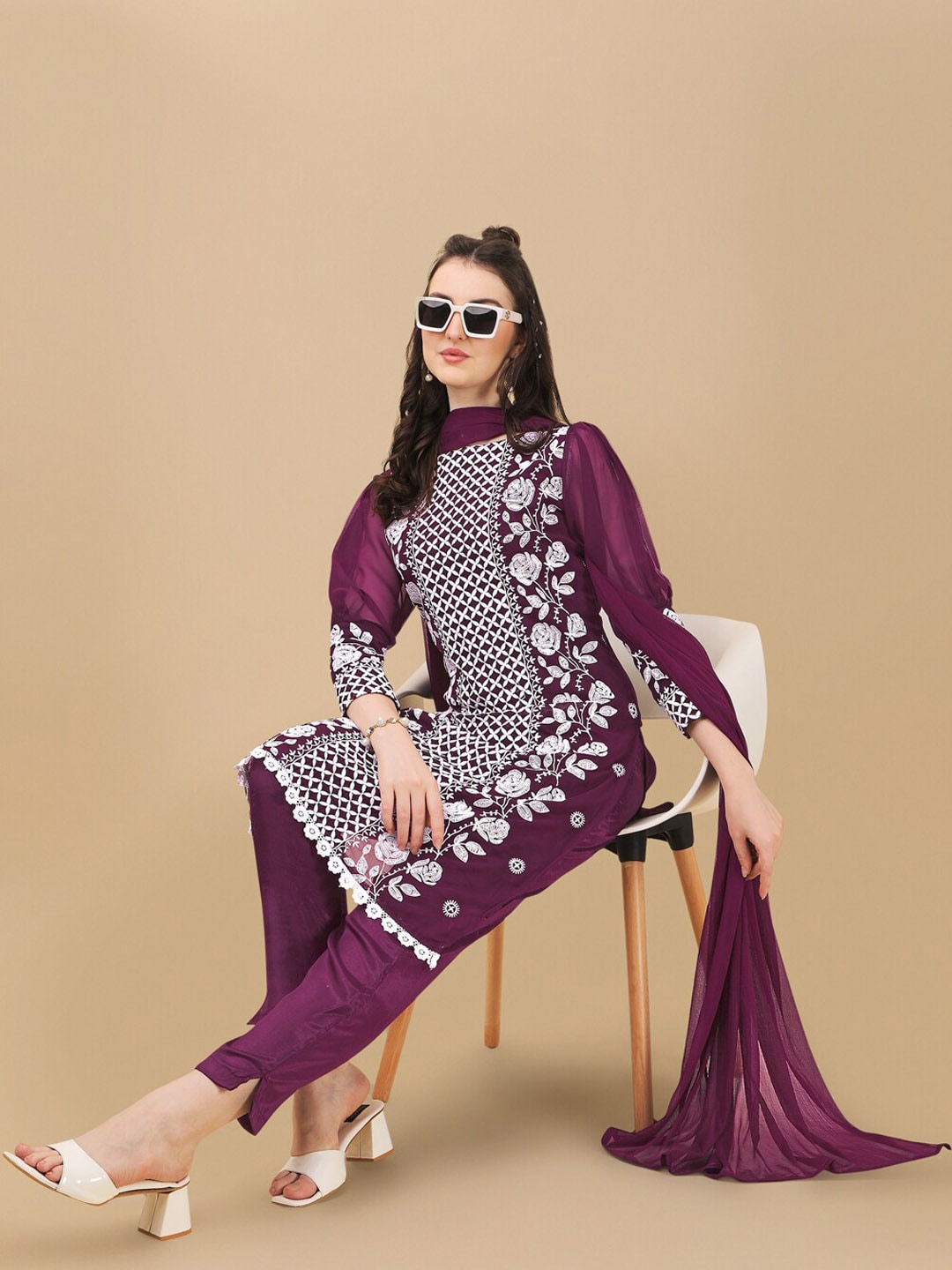HERE&NOW Floral Embroidered Chikankari Kurta with Trousers & Dupatta | Swadesiicart