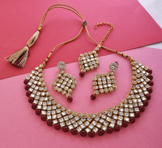 Gold-Polished Alloy Mehrron Kundan Choker Necklace Set With Maangtika - The Pari | Swadesiicart