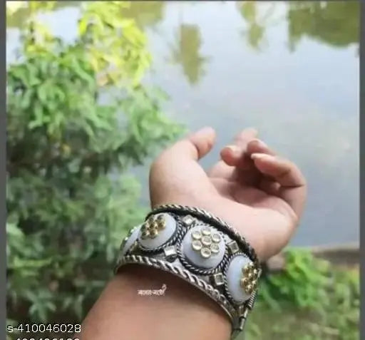 Tehzeeb Creations Women's Oxidised Bangle With Stone - Swadesiicart