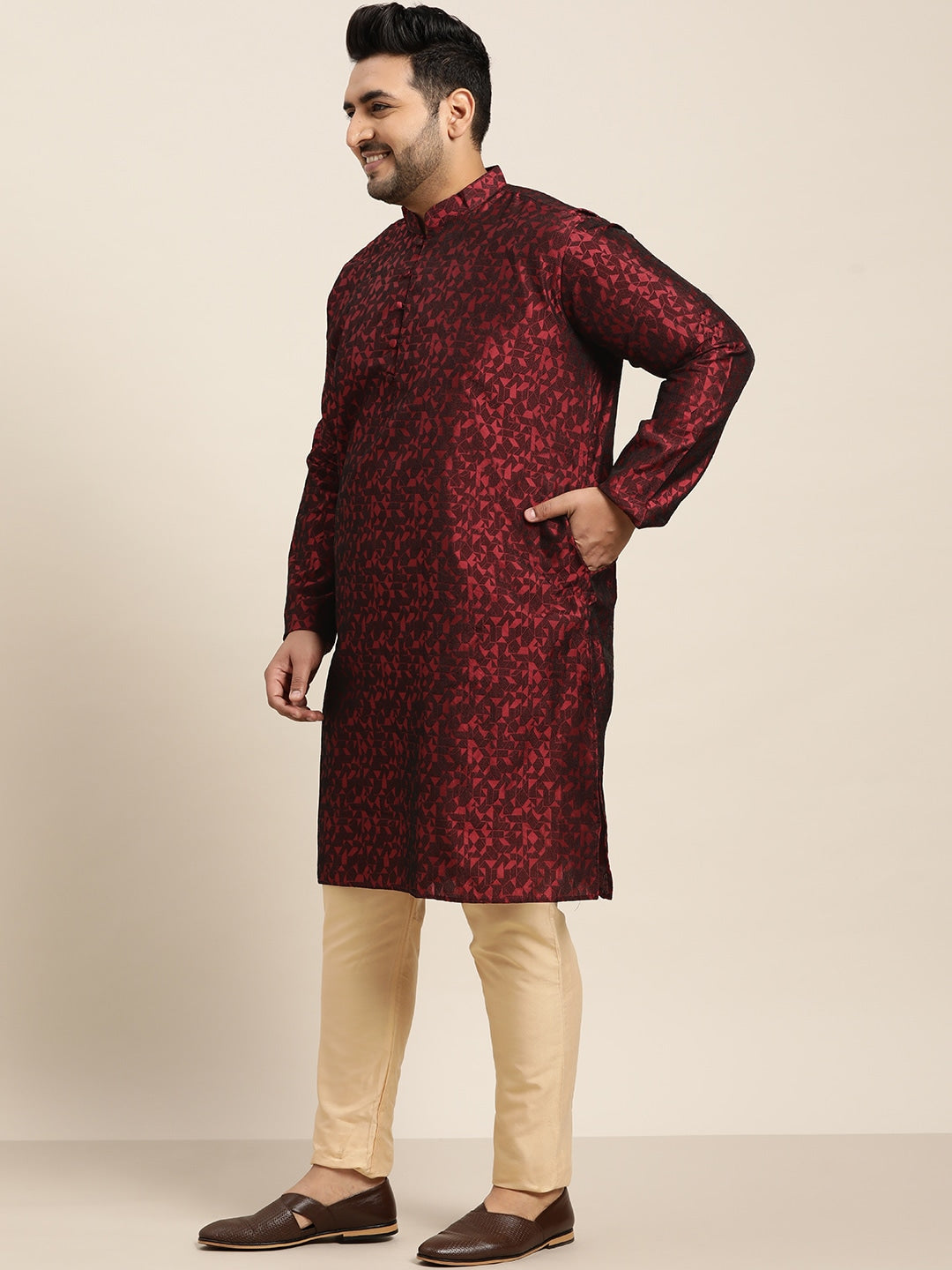 Sojanya Plus Men Plus Size Red & Black Woven Design Straight Kurta | Swadesiicart