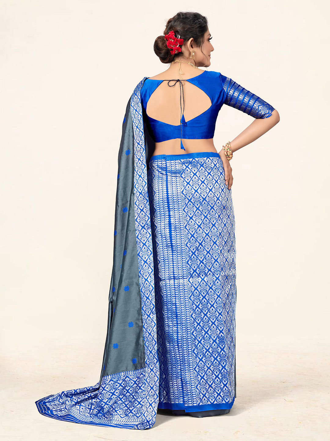 Kalini Woven Design Zari Mekla Chador Banarasi Saree | Swadesiicart