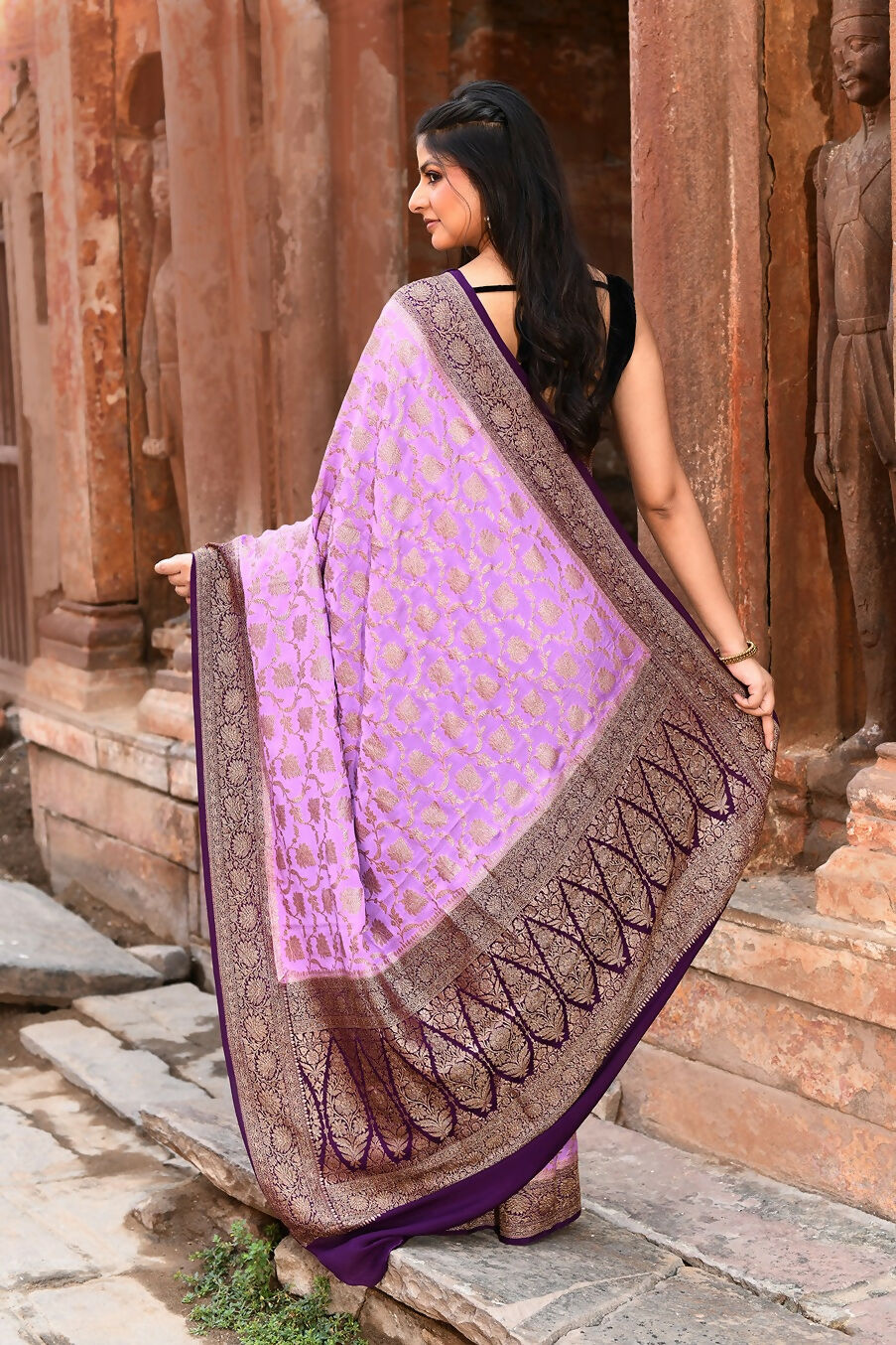 Joban Fashion Lavender Crepe Chiffon Pure Handloom Banarasi Silk Saree | Swadesiicart