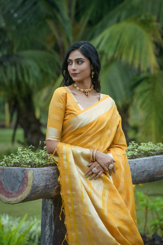 Vishnu Weaves Women's Yellow Organza Silk Zari Woven Saree with Blouse - Swadesiicart