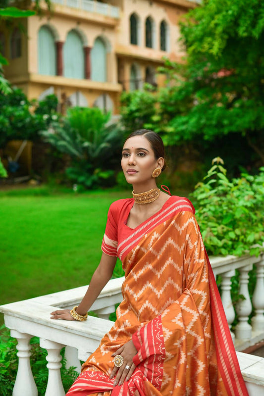 Vishnu Weaves Women's Orange Handloom Raw Silk Zari Woven Saree with Blouse - Swadesiicart