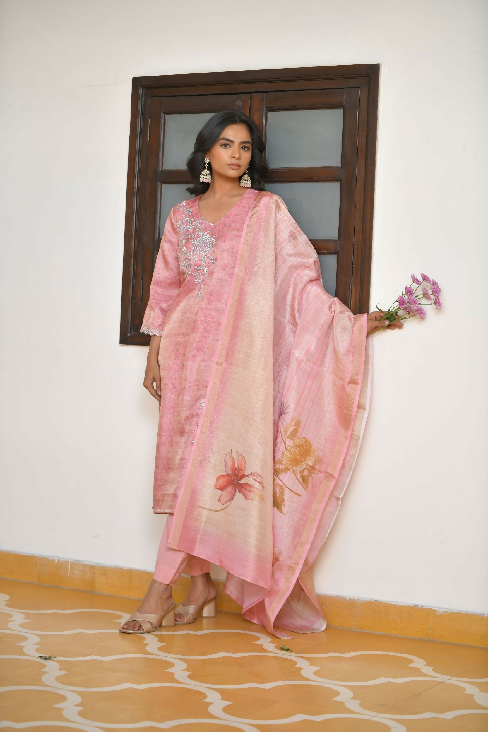 Vaasva Women's Blossom Tissue Shimmer Digital Printed Suit Set | Swadesiicart
