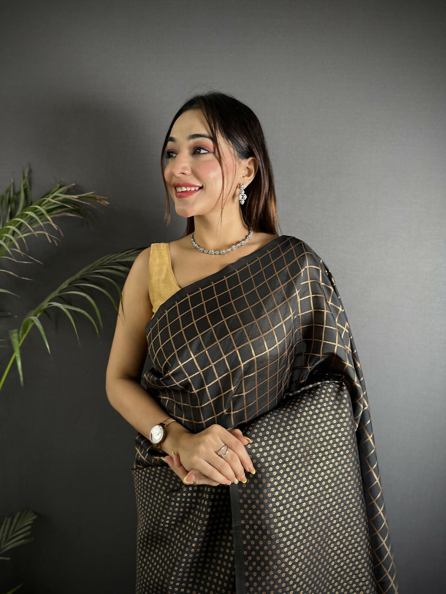 Joban Fashion Black Banarasi Soft Lichi Silk Checks & Woven Saree | Swadesiicart