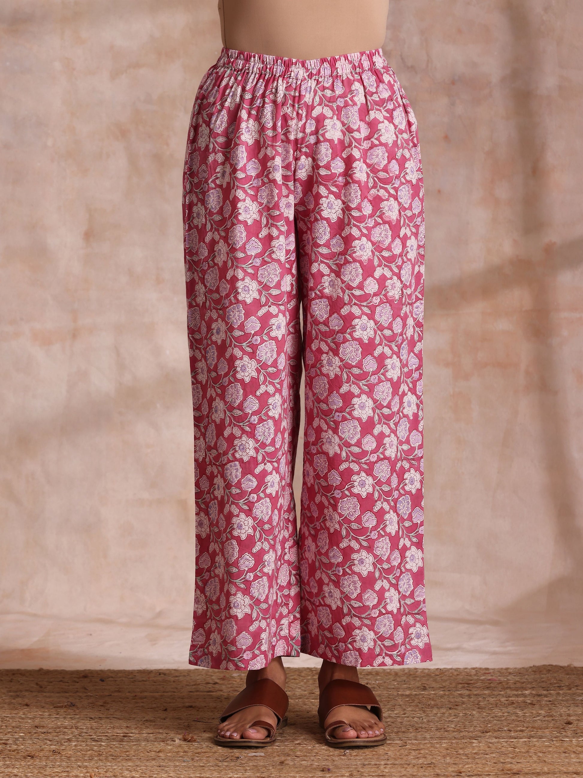 trueBrowns Pink Green Floral On White Block Print Cotton Slit Kurta Pant Set | Relove | Swadesiicart