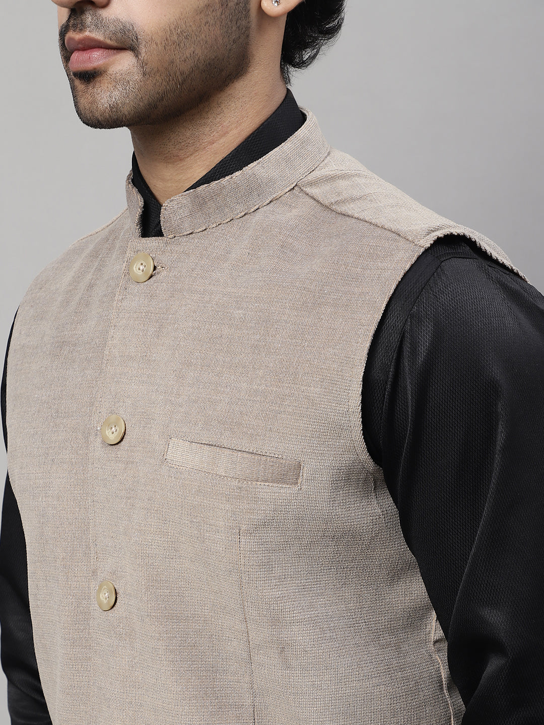 Even Apparels Men's Beige Nehru Jacket With Welt Pockets | Swadesiicart