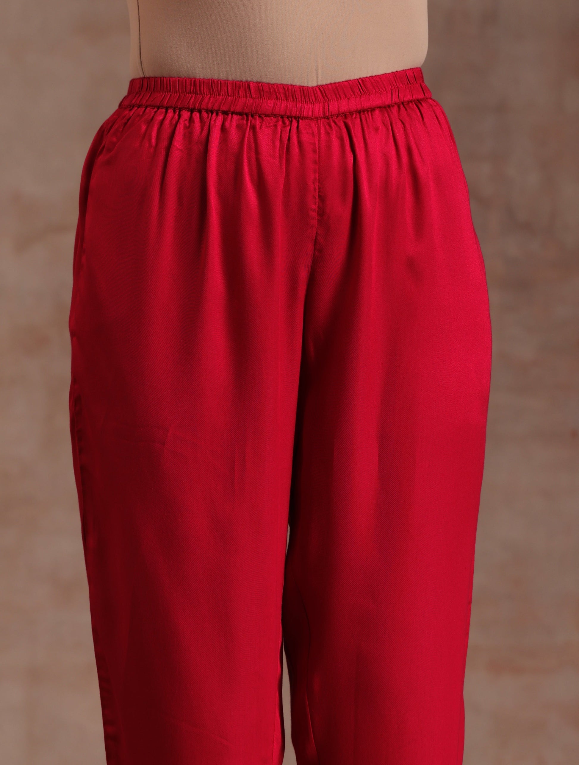 trueBrowns Red Modal Satin Oversized Round Co-Ord Set - Swadesiicart