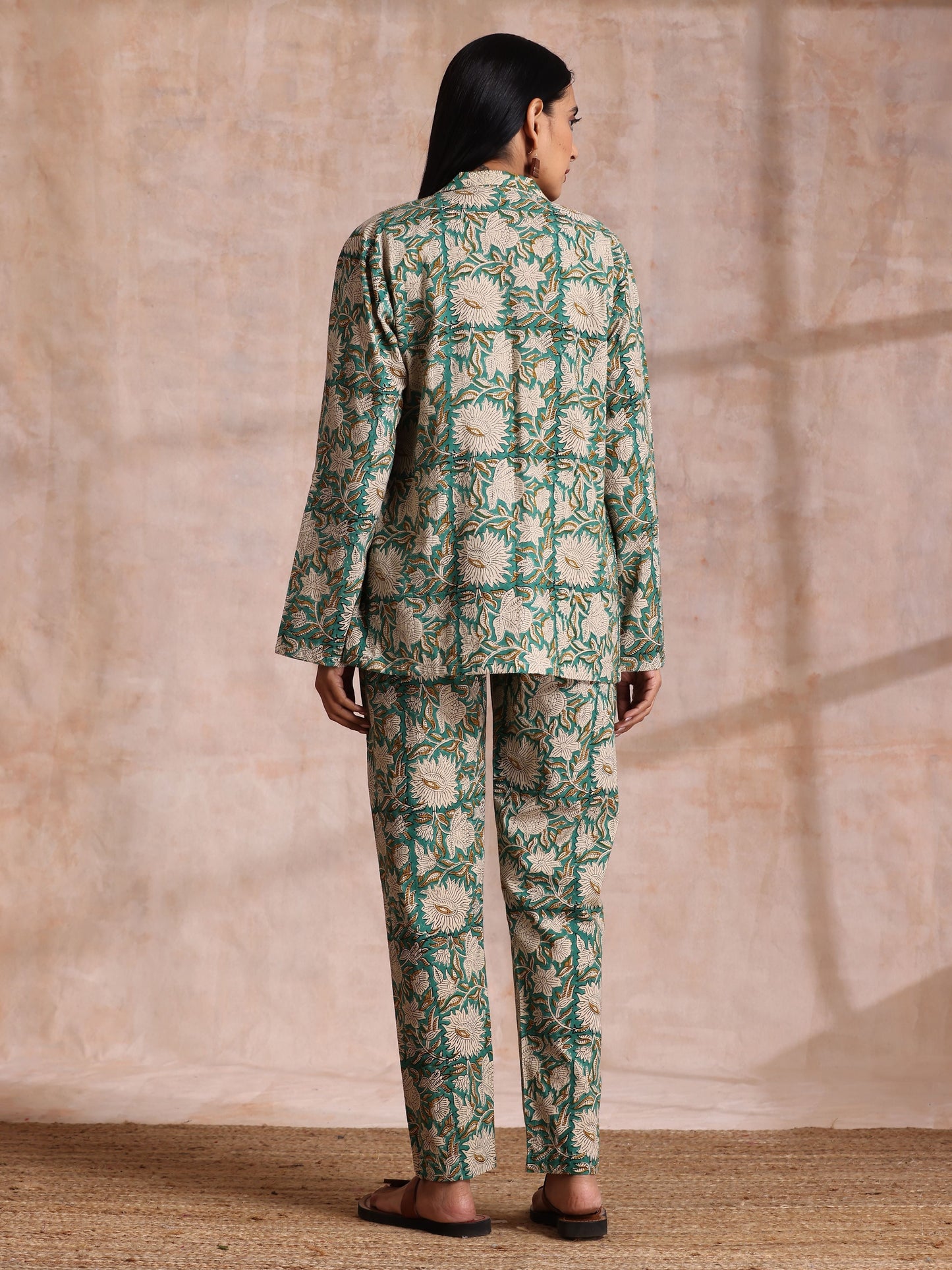 trueBrowns Fern Green Overall Floral Block Print Cotton Pant Suit Set | Swadesiicart