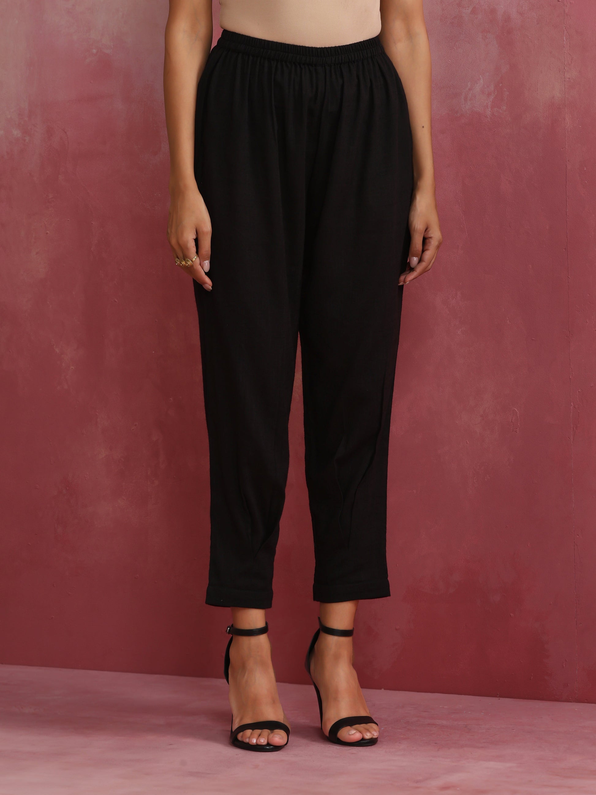 trueBrowns Black Viscose Slub Pleated Kurta Co-ord Set - Swadesiicart