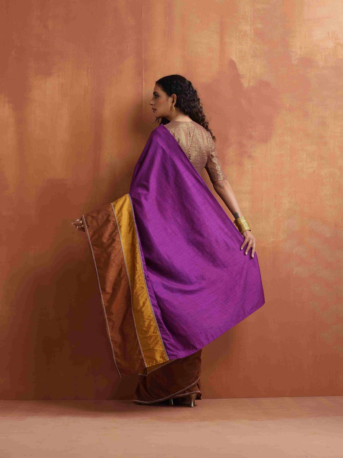 trueBrowns Purple Silk Ready To Wear Saree | Swadesiicart
