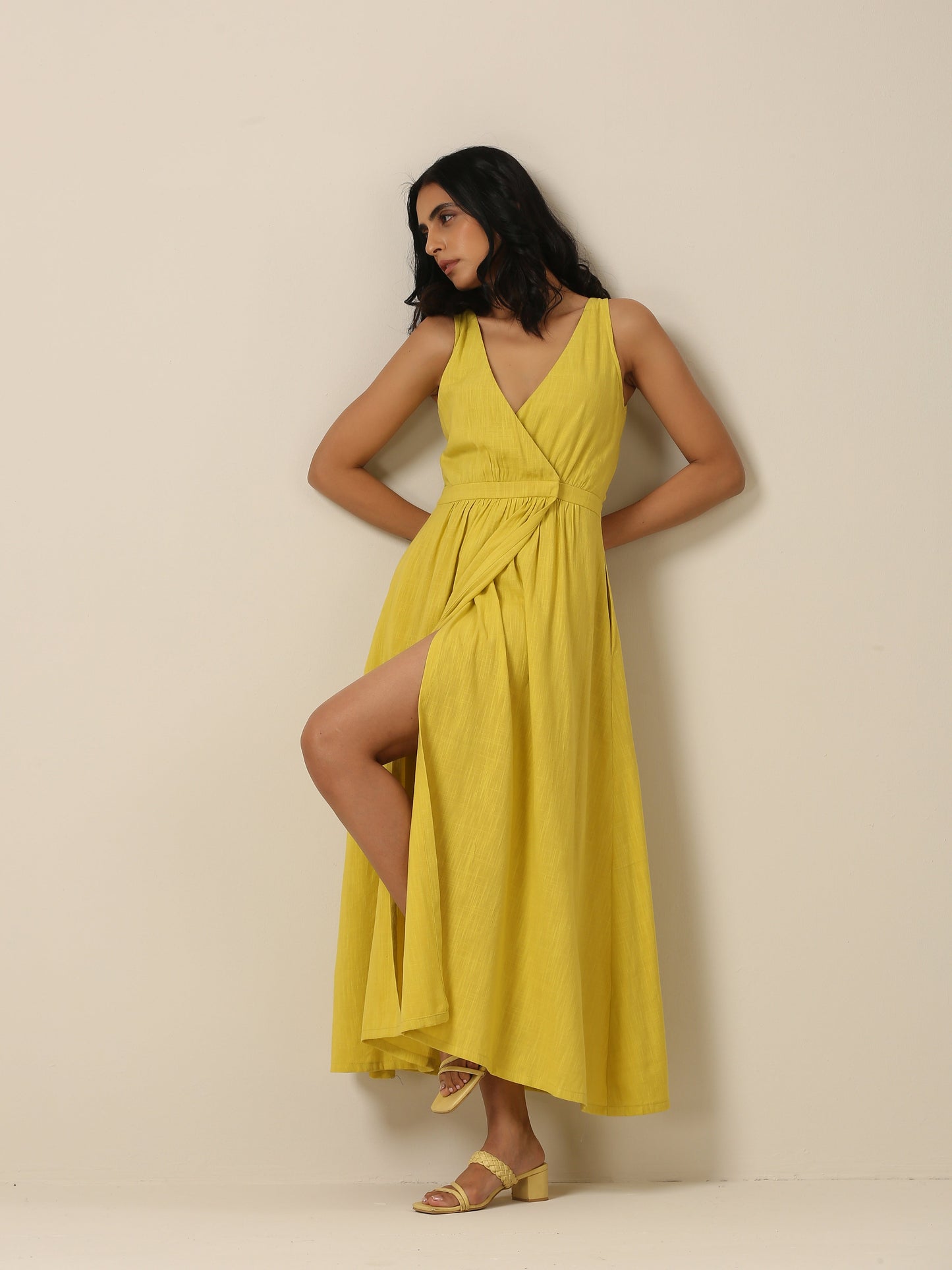 trueBrowns Lime Slub Texture Sleeveless Wrap Dress | Swadesiicart