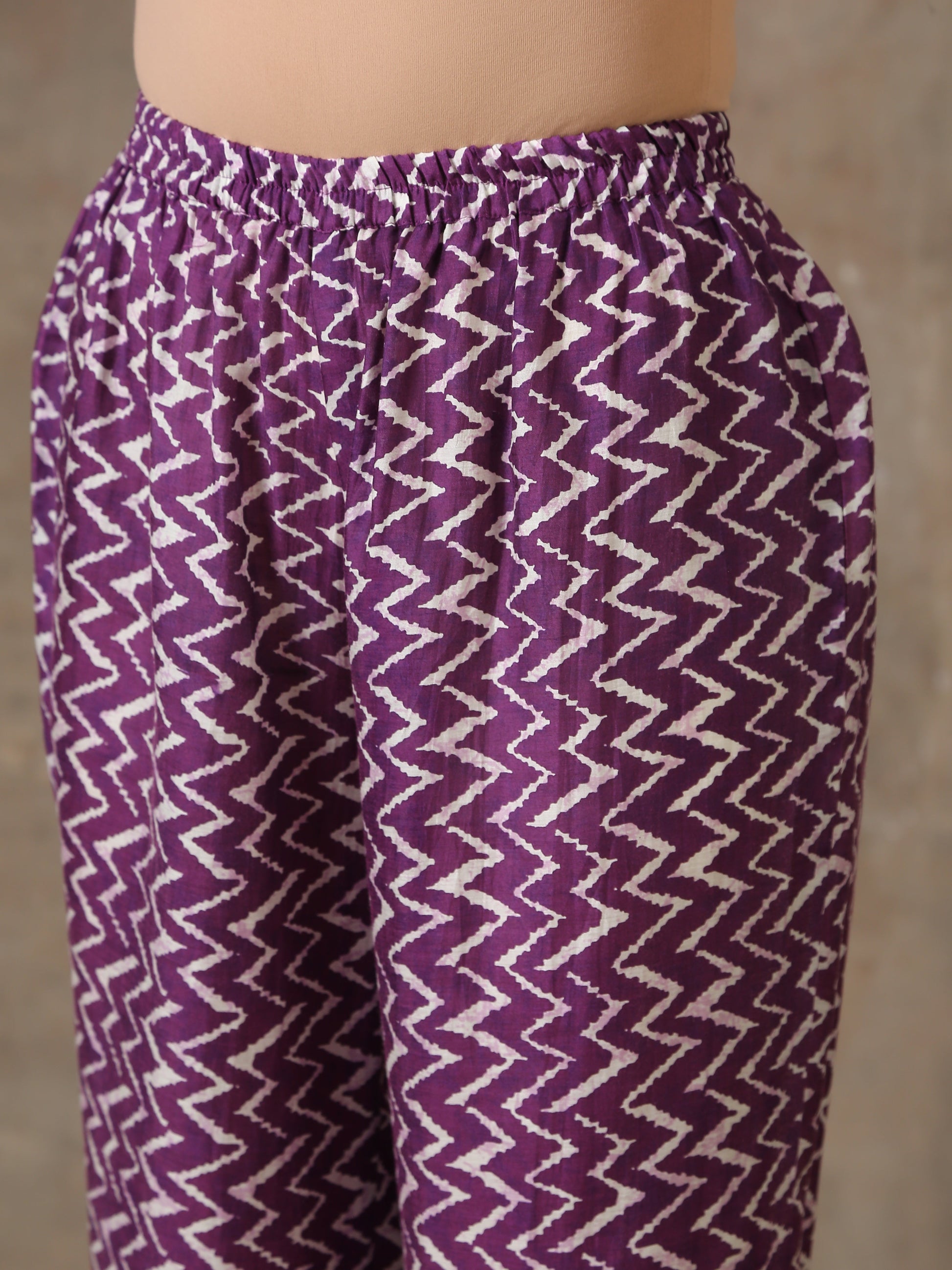 trueBrowns Purple White Lehariya Printed Silk Co-Ord Set - Swadesiicart