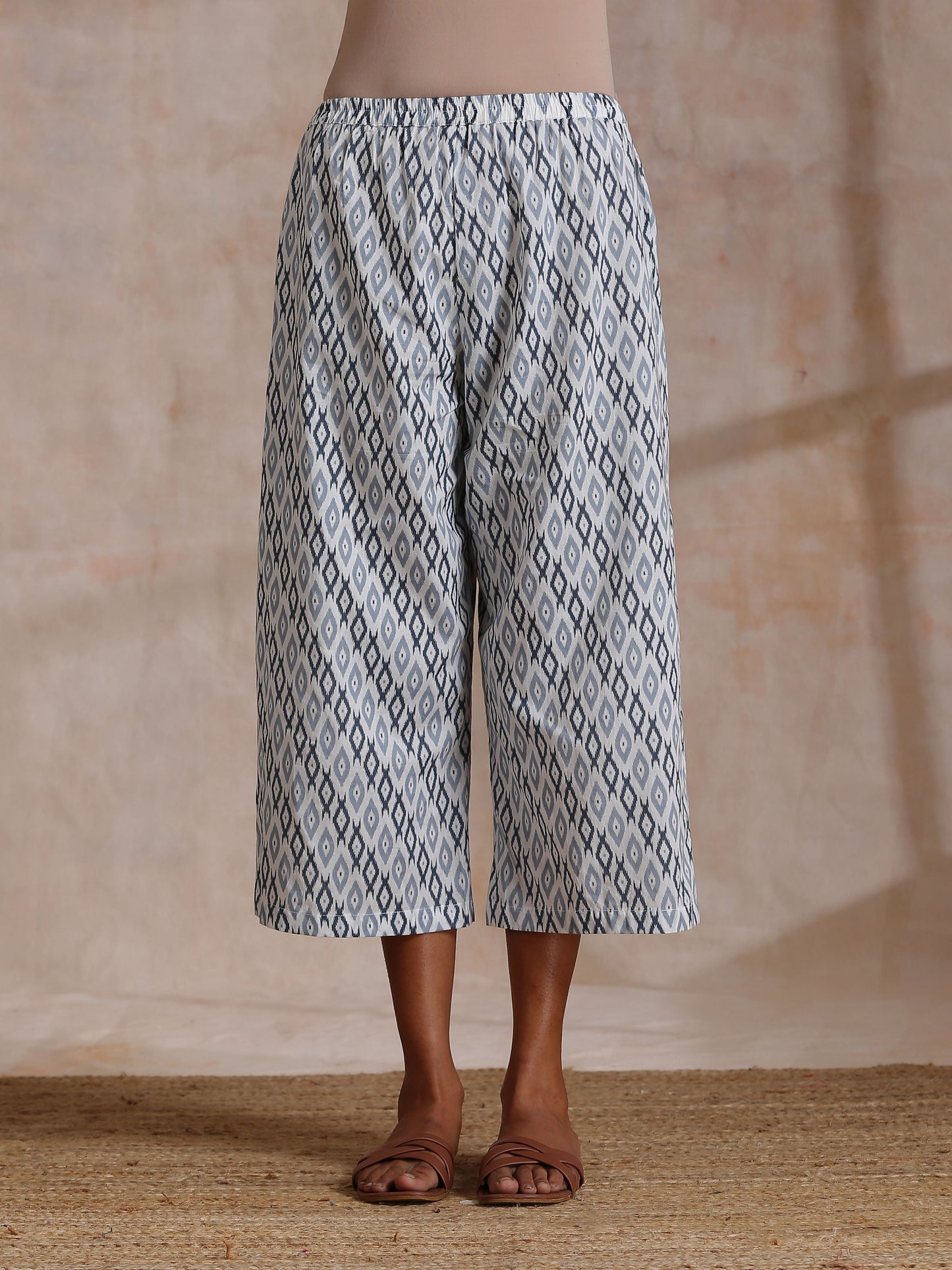trueBrowns Multi Grey On Grey Ikat Print Cotton High-Low Co-Ord Set - Swadesiicart