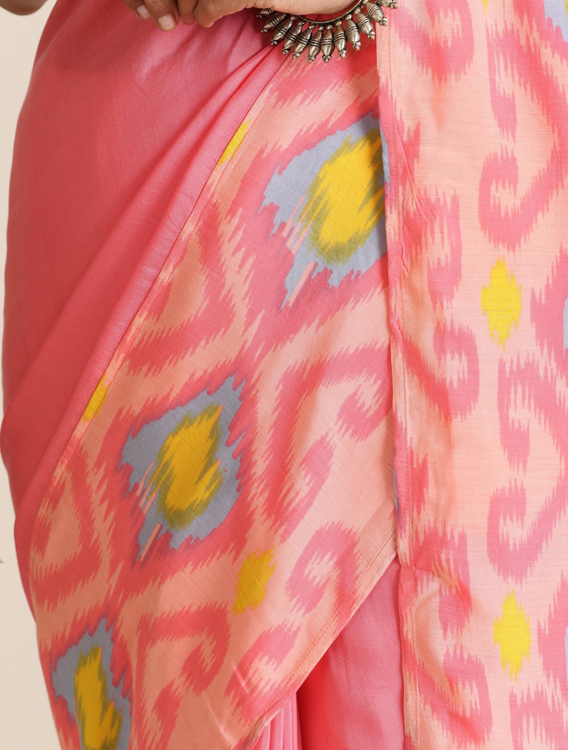 trueBrowns Pink Lime Muslin Ikat Saree | Swadesiicart