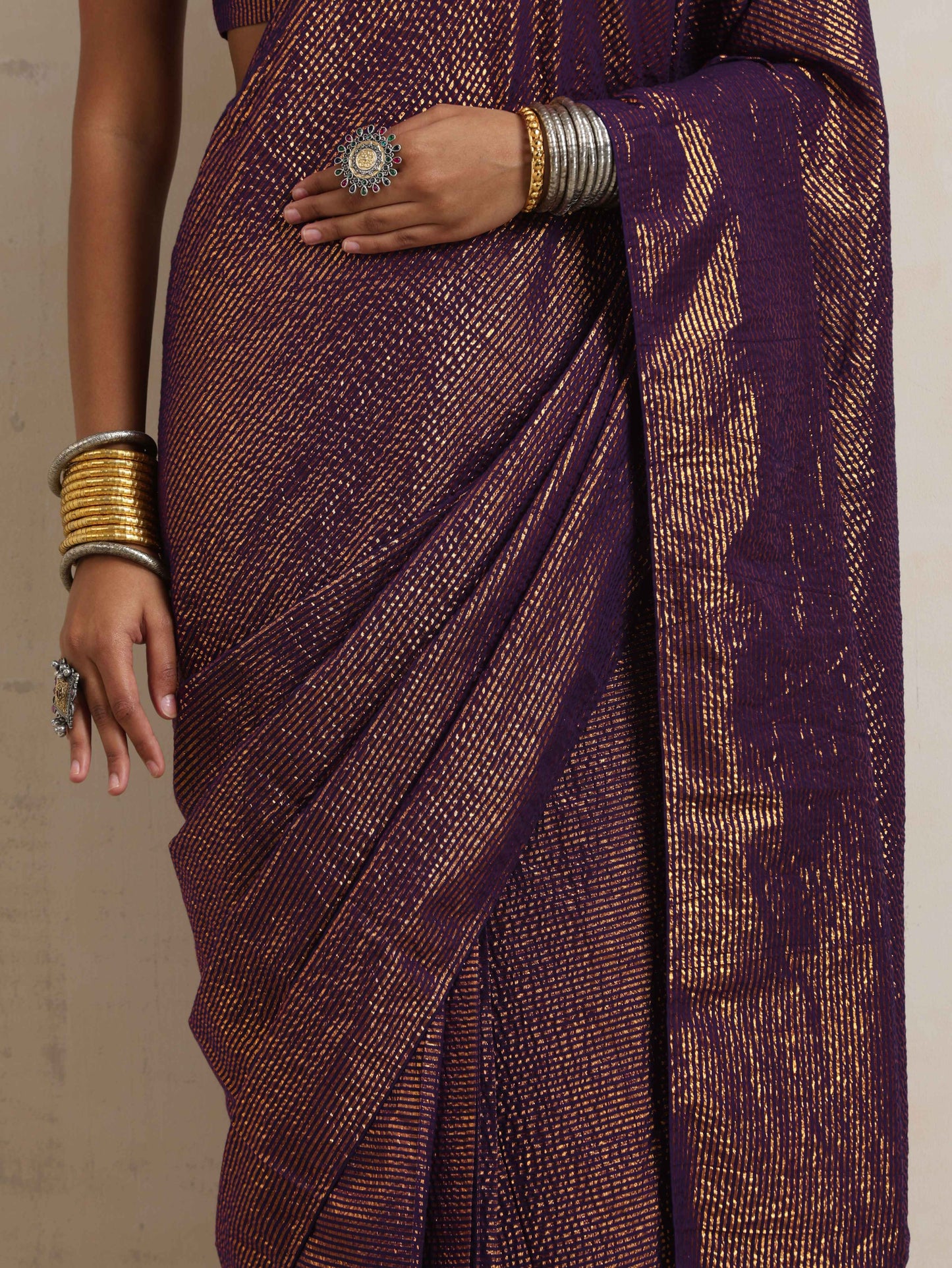 trueBrowns Purple Gold Metallic Ready To Wear Saree | Swadesiicart
